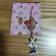 ディズニーシー5周年記念品　ミニーマウスのストラップ