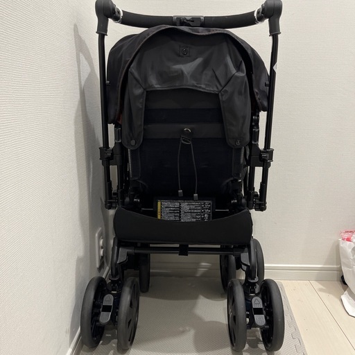 Combi クロスゴー4キャス エッグショック UJ タンジェリンブラック