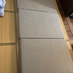 マットレス　三つ折りの画像