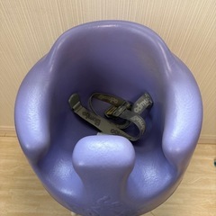 Bumbo ベビーソファー 紫の画像
