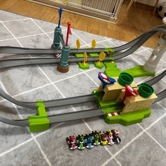 マリオカートミニカーとプラレール