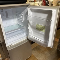 シャープ冷凍冷蔵庫SJ-C14D-N 137L 2018年製の画像