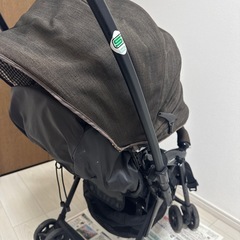 コンビ　ベビーカーの画像
