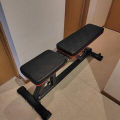 ベンチとバーベル