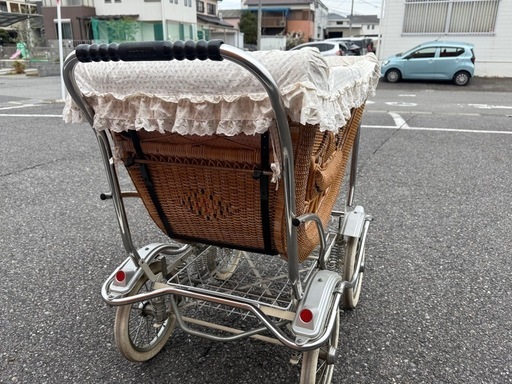 乳母車　ベビーカー　レトロ 