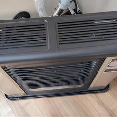 商談中　2022年製　灯油FF式ストーブの画像