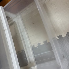 3段透明ケース×3つの画像