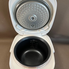炊飯器 2016年製 5.5合炊き ハイアール JJ-M55B 炊飯ジャー ご飯ジャーの画像