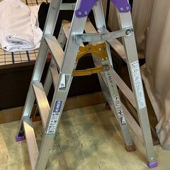 脚立(小)／店舗改装・新築建て替えに伴い、装飾品・備品・家具を譲...