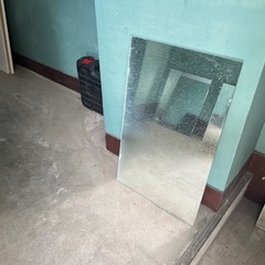 鏡の画像