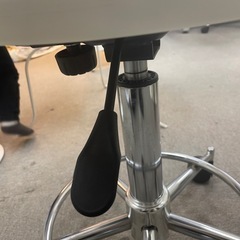 昇降回転チェア、ホワイト今月末までの画像