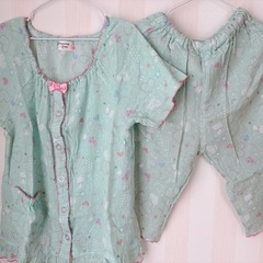 👧130cm半袖パジャマ&インナー3点set!!美品の画像