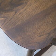 イギリスercol(アーコール)社のシスルバック ロッキングチェア！フープバックの愛らしいフォルムはインテリアのアクセントにもなる揺り椅子♪英国らしいデザインは北欧家具にも合わせやすいです。の画像