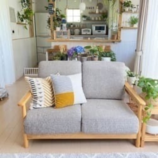 ニトリ　2人用布張りソファ(マイスBE/LBR)