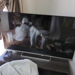 テレビとテレビ台の画像