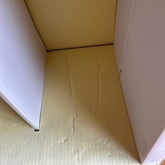 段ボール本棚の画像