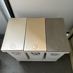 ゴミ箱　3分別の画像