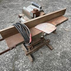 木工用機械　自動カンナ機械の画像