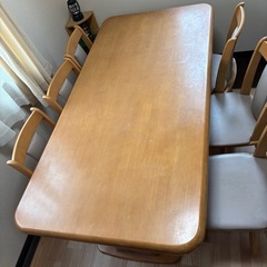 6人掛けテーブルとイス
