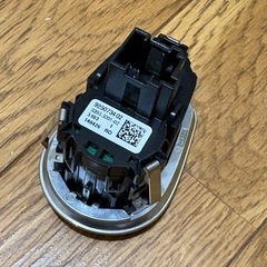 BMW エンジンスタートボタンの画像