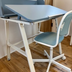 子供用デスク（IKEA製
）の画像