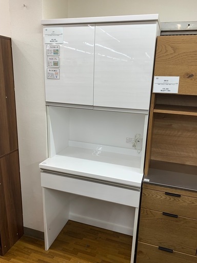 90分の無料軽トラック貸出サービス！ニトリ カップボード リガーレ80