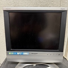 テレビ2台　エアコン　ベット　の画像