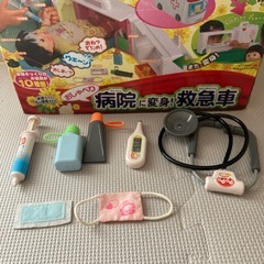 ⑤ぽぽちゃん　病院に変身する救急車の画像