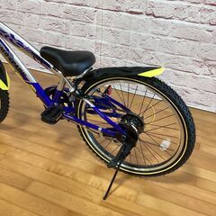 【小学生用/アウトレット品（キズの為お値引き商品）】サカモトテクノ 22型コスモスパーク 身長120cm程度から シルバー/ブルー色<自転車のオオムラ 静岡店>の画像