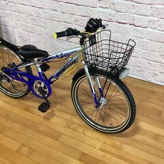 【小学生用/アウトレット品（キズの為お値引き商品）】サカモトテクノ 22型コスモスパーク 身長120cm程度から シルバー/ブルー色<自転車のオオムラ 静岡店>の画像