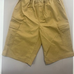 【未使用タグ付き】UNIQLOカーゴハーフパンツ　KIDS150