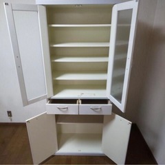 食器棚 ホワイトの画像
