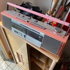 カセットラジオ