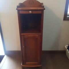 アンティーク家具の画像