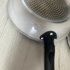 ニトリのフライパン2点の画像