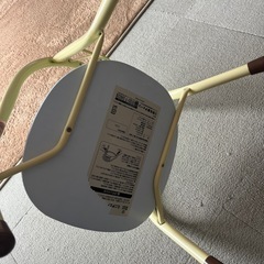 子供用 椅子の画像