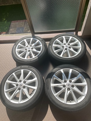 プリウスα 純正17インチアルミホイール