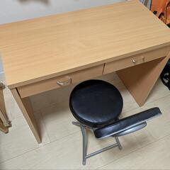 学習机といすの画像