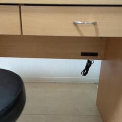 学習机といすの画像