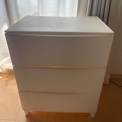 収納チェスト
の画像