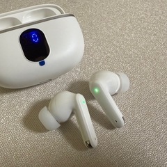【新品】Bluetoothワイヤレスイヤホンの画像
