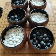 碁笥碁石折り畳み碁盤あげます　引き取り限定の画像