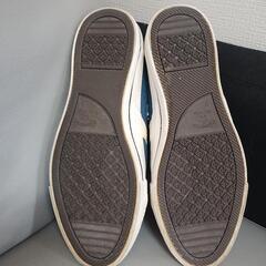 希少カラーCONVERSEスニーカーの画像