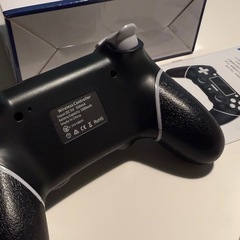 P4/PC ゲームコントローラー ワイヤレスコントローラーの画像