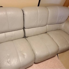ソファの画像