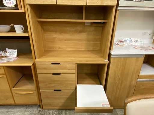 【愛品館 江戸川店 】3枚スイング扉 キッチンボード NITORI（ニトリ）