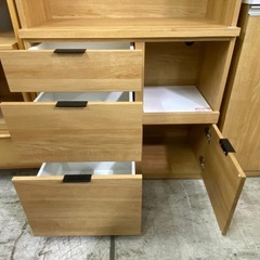 【愛品館 江戸川店 】3枚スイング扉 キッチンボード NITORI（ニトリ）の画像