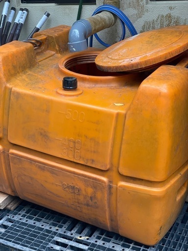 　水タンク　500l