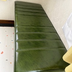 ニコアンド　ベンチの画像