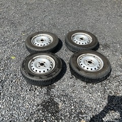 ダンロップ　軽自動車用スタッドレスタイヤ145 80Ｒ13